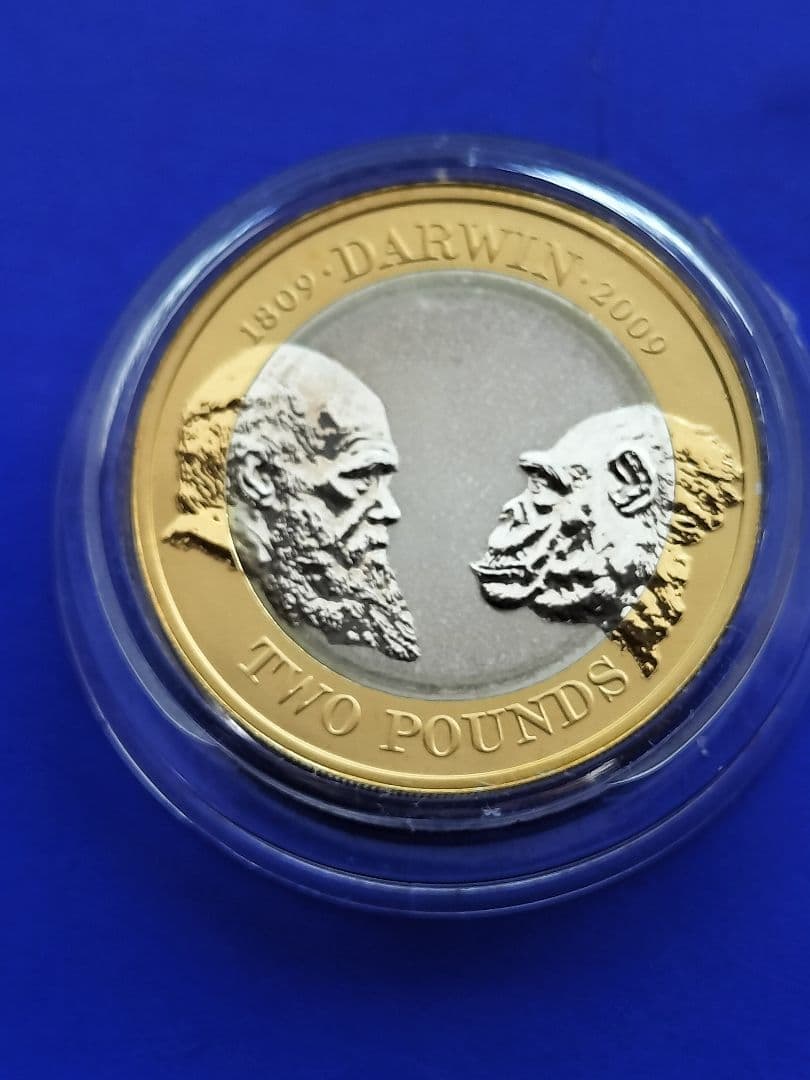 イギリス　2ポンドバイメタルピエフォー銀貨（チャールズ・ダーウィン）2009年
