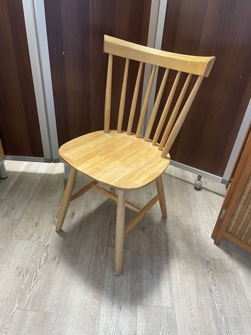 ウィンザーチェア　木製スピンドルバック　ダイニングチェア　⑤