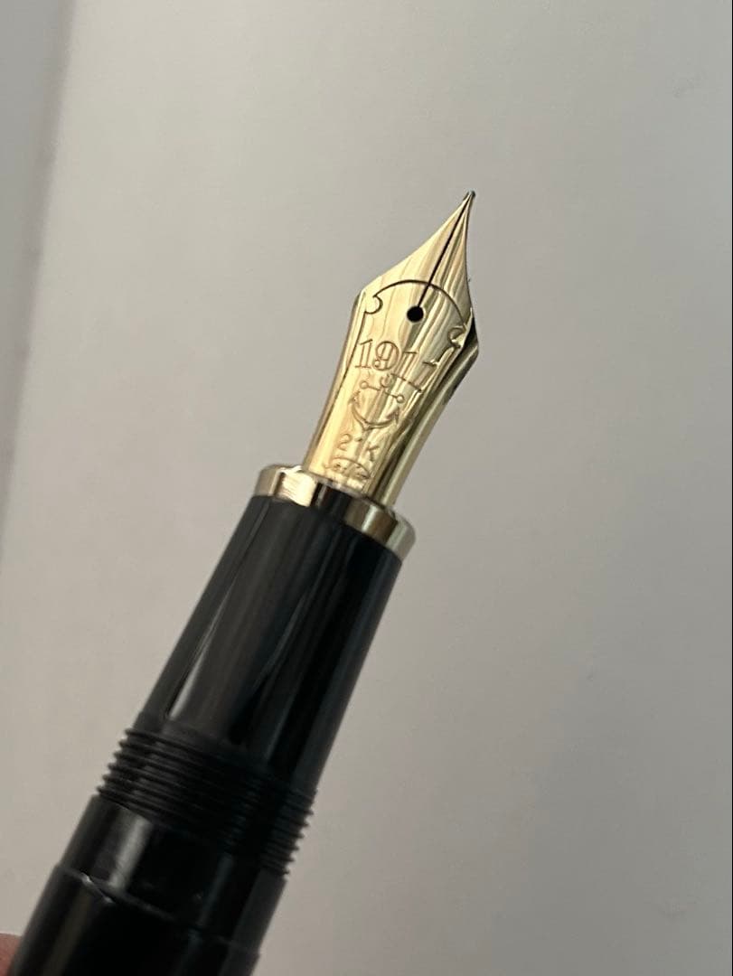 セーラー　プロフィット21 21金　旧型　Fニブ