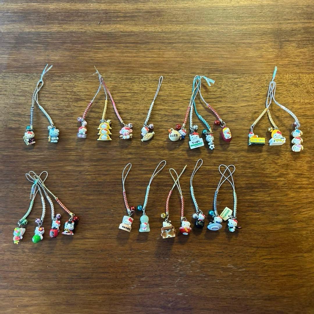 関東地方　ご当地ハローキティストラップ 24個セット