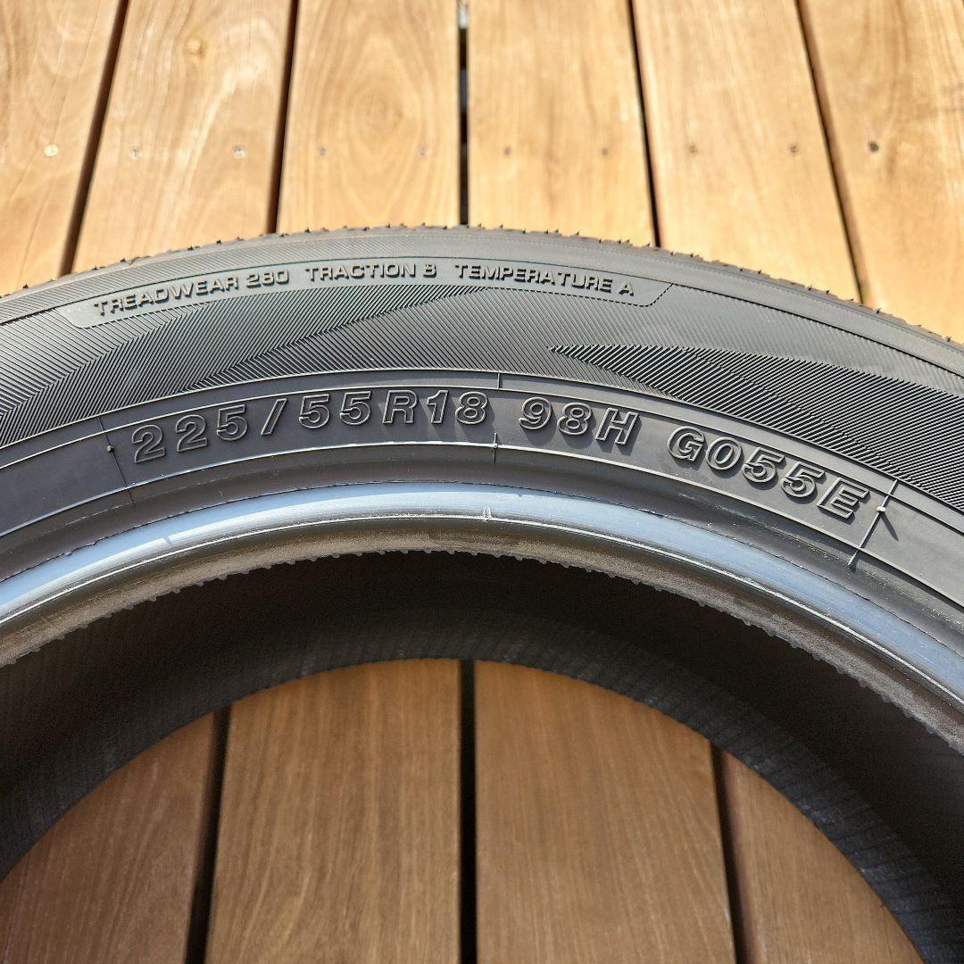 デリカD5 新車外し　タイヤのみ4本　225/55R18