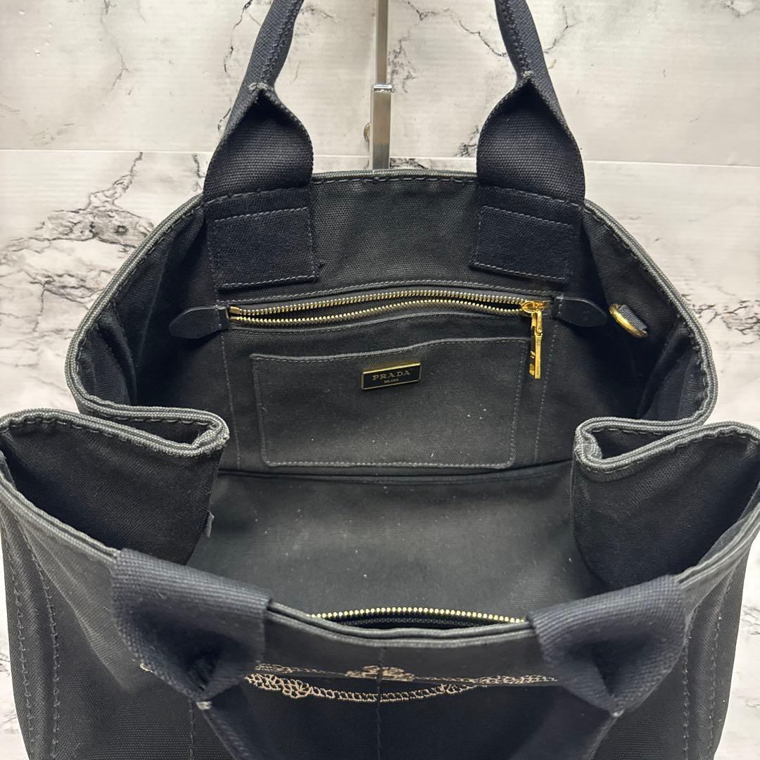 (美品)大人気、プラダ、カナパ、大容量、2way、A-4可、人気色、黒、金、高級
