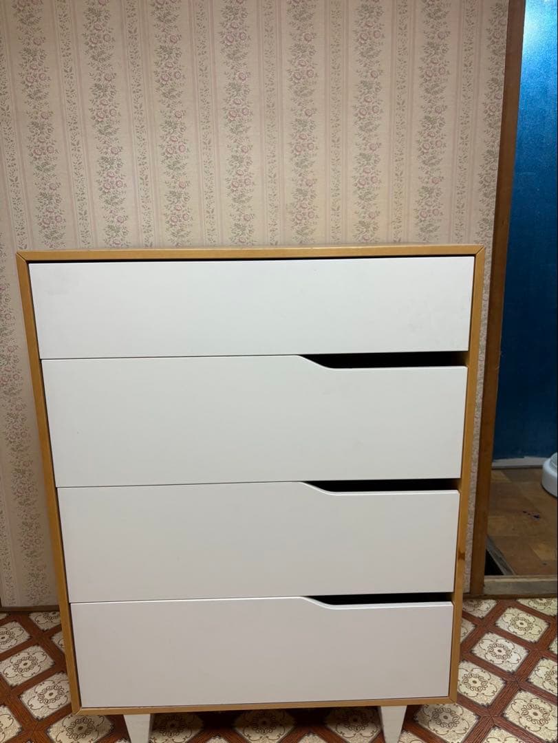 ホワイト木製チェスト 4段