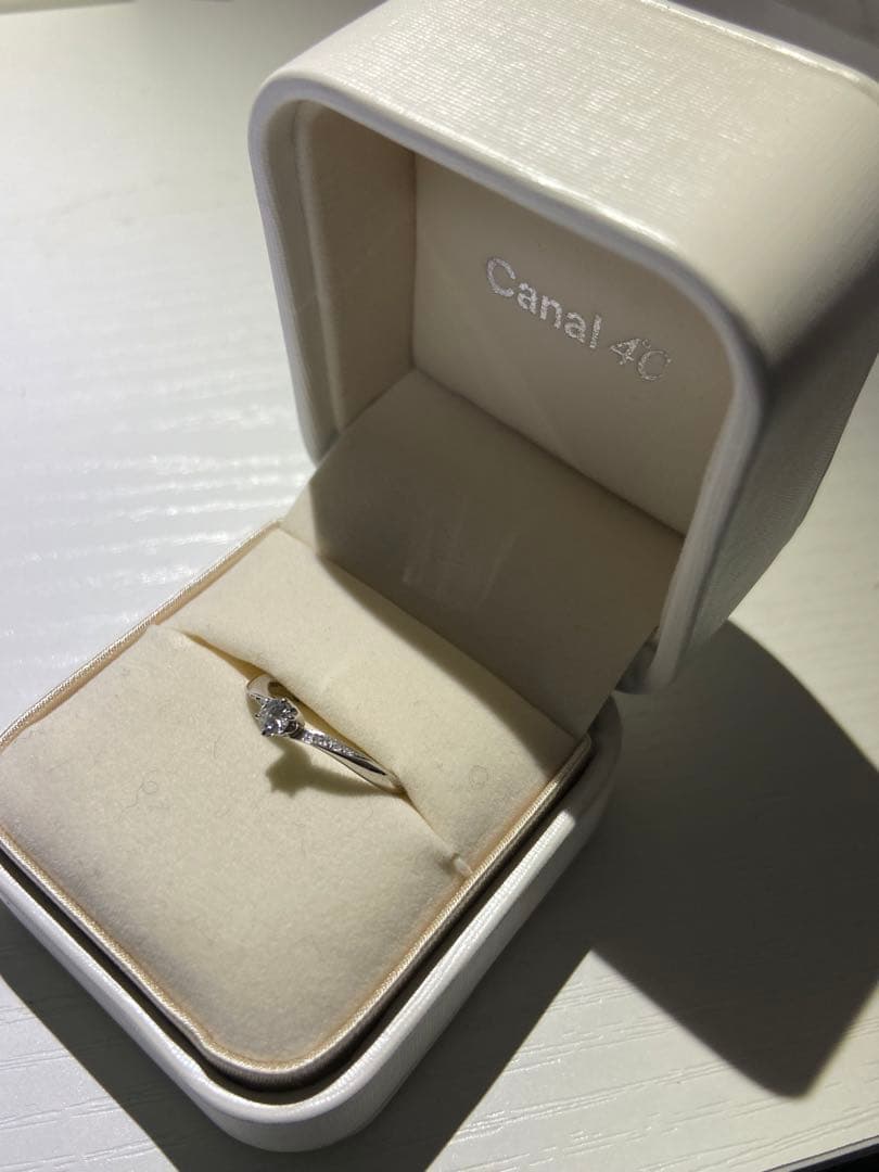 Canal 4℃ ダイヤモンドリング ケース付き　鑑定書付き