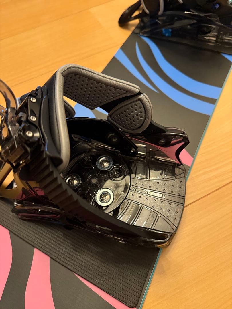 Burton ビンディング付き　バートン ミニグロム キッズ　スノーボード100