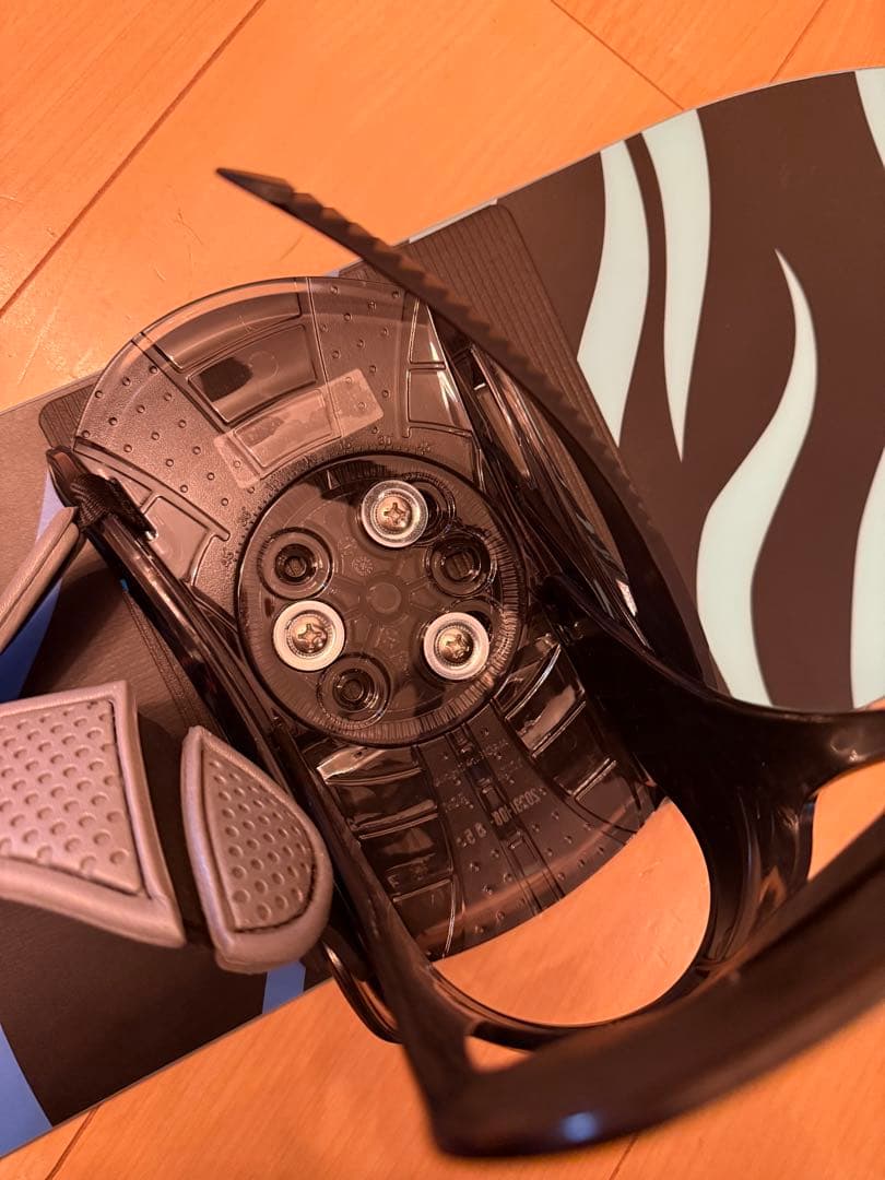 Burton ビンディング付き　バートン ミニグロム キッズ　スノーボード100