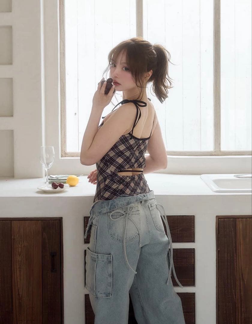 andmary♡Nadia check swim suit