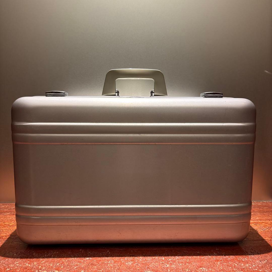 USA ゼロハリバートン　スーツケース　ヴィンテージモデル　カメラケース　レトロ