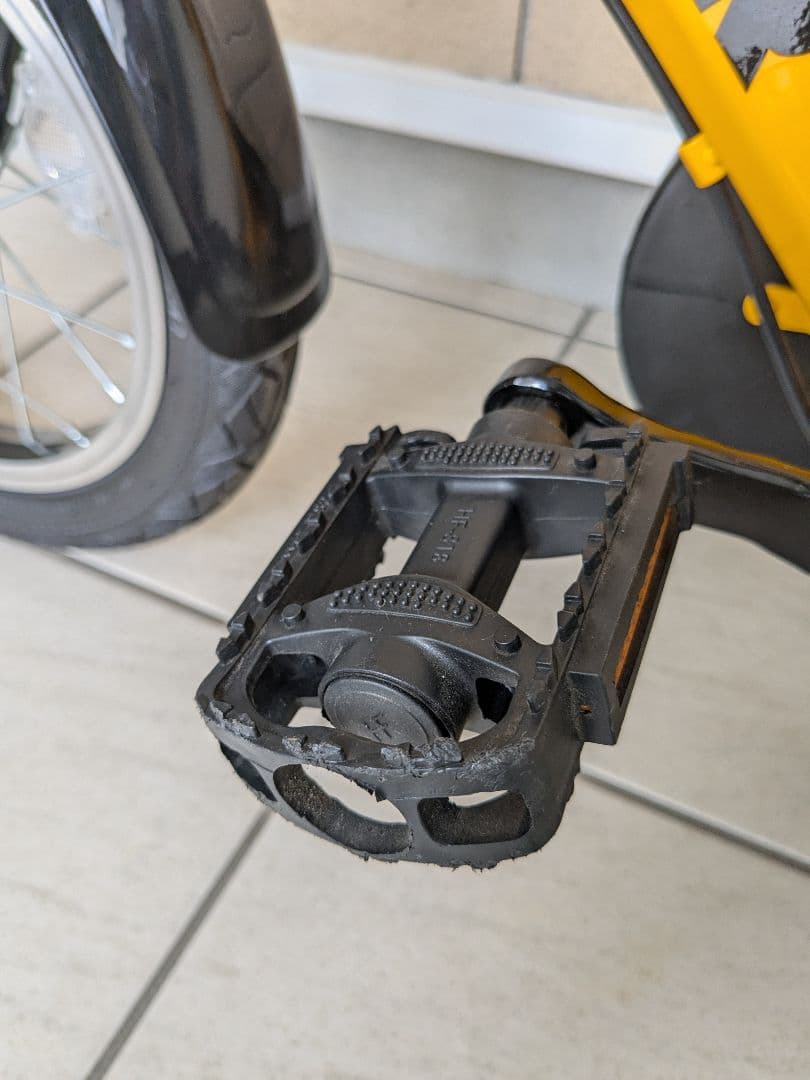 【美品!!】HUMMER 子供用自転車 補助輪付　14インチ　イエロー