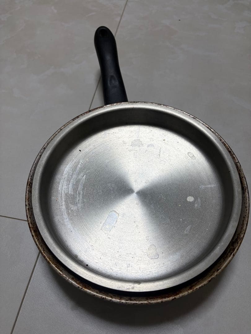 AmWayステンレス鍋フライパン（中古）2つセットできるだけ磨いて出品いたします
