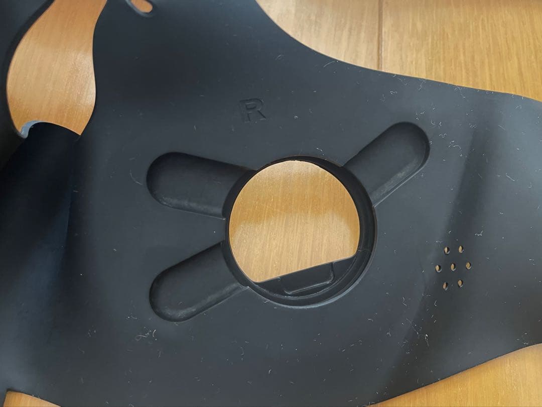 YAMAN MediLiftウェアラブルEMS美顔器メディリフトプラスEPM18