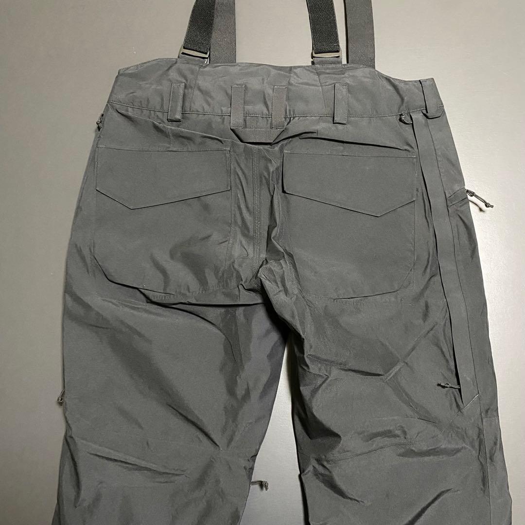 は*ぱ様 新品タグ付き BURTON GORE-TEX バンシーパンツ メンズ