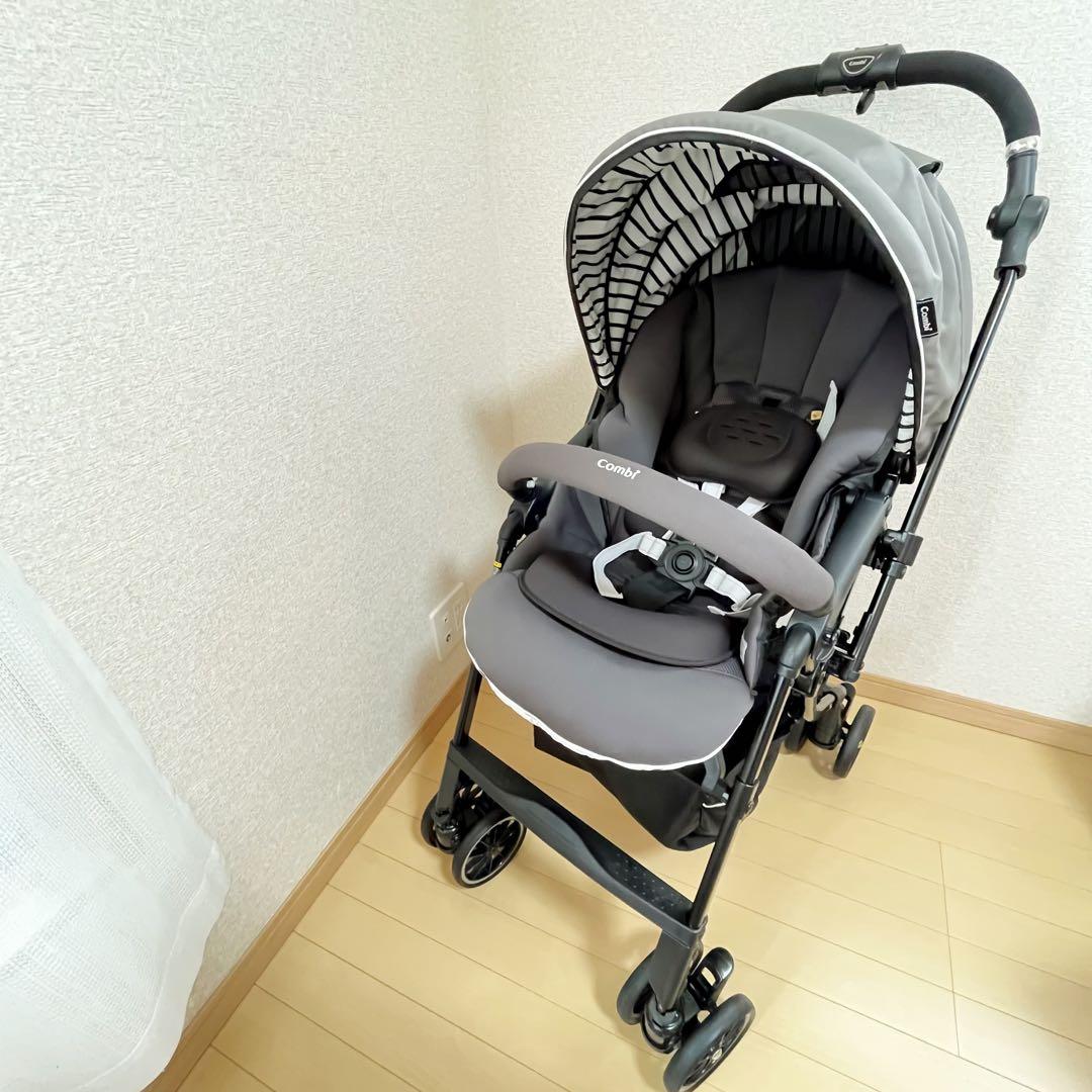 【美品】combiメチャカルハンディオート4キャスcompactエッグショック⭐︎