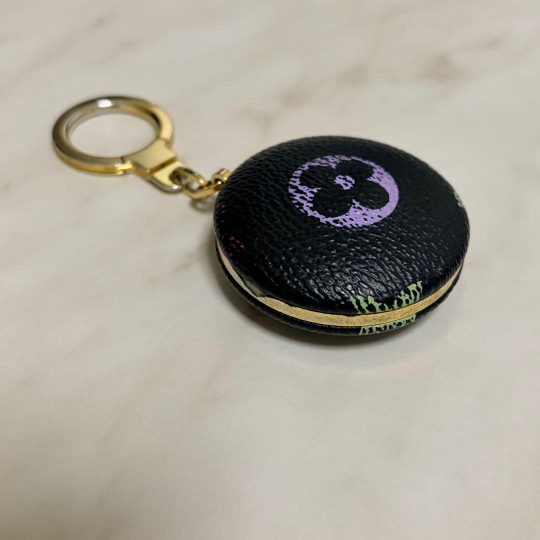 LOUIS VUITTON M51912 アストロピル ライト内臓キーホルダー