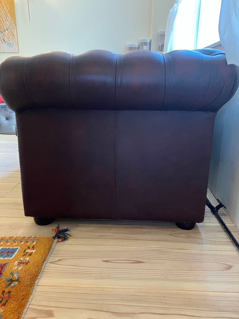 イギリスアンティーク　チェスターフィールドソファ