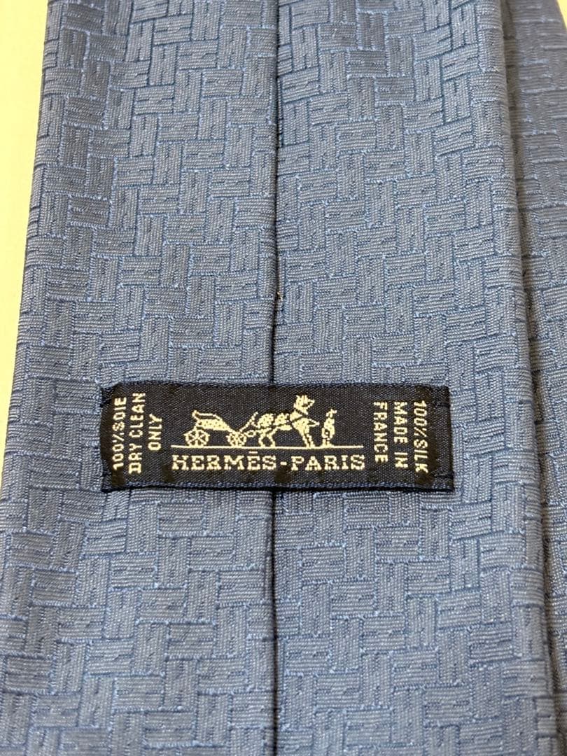 【美品】エルメス ネクタイ　H柄　ブルー　8cm