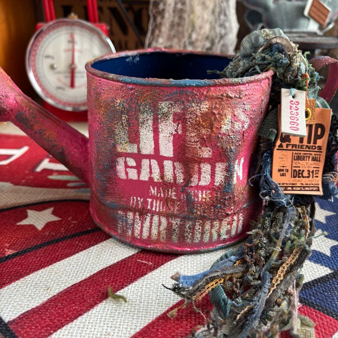 ジャンクジョウロリメ缶　大サイズ