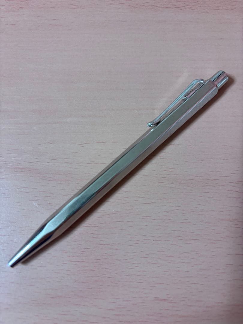 カランダッシュ　エクリドールシェブロン