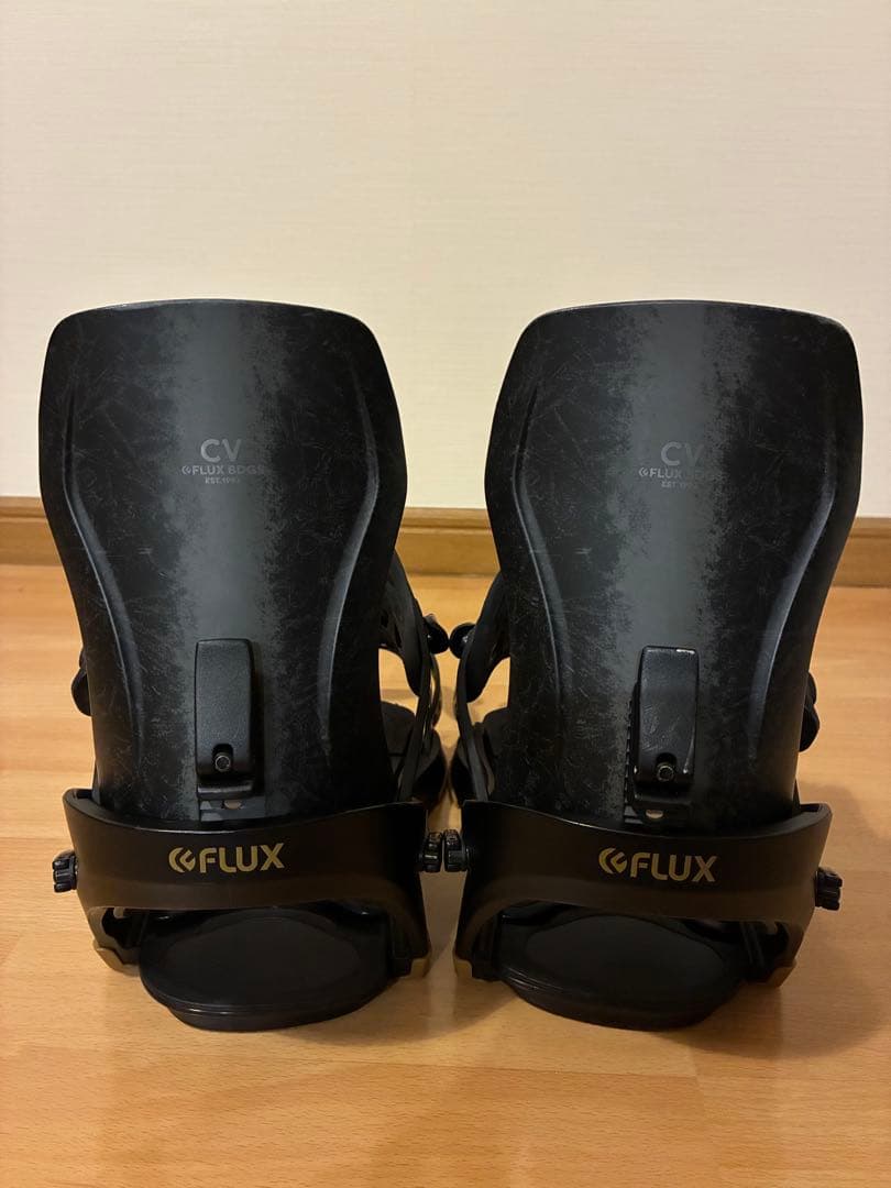 22-23 FLUX CV Mサイズ(Lサイズのベースプレート付属)