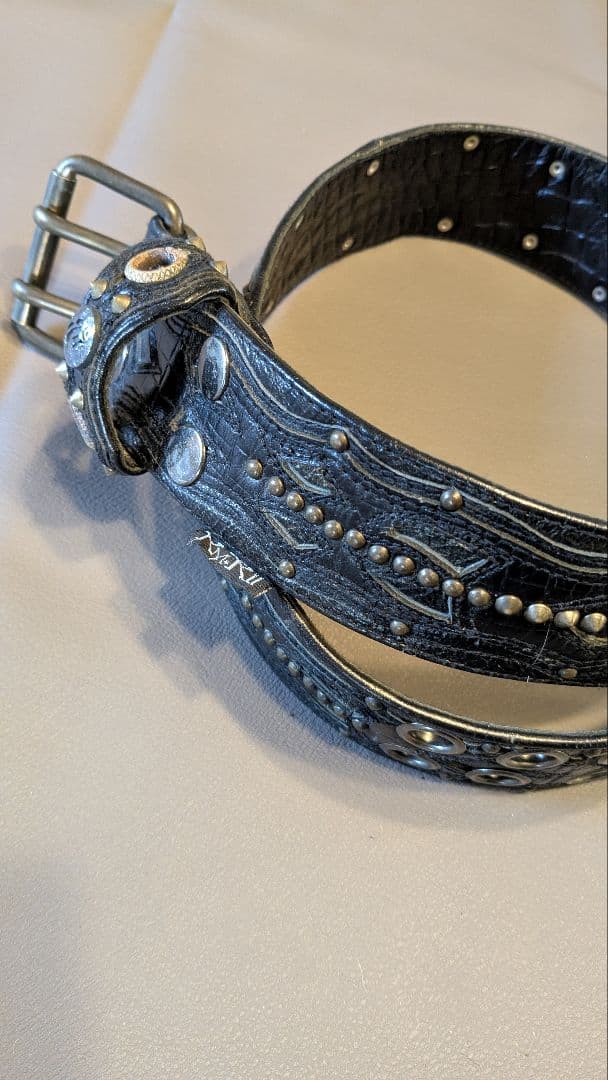 KMRii（ケムリ）スタッズレザーベルト 黒