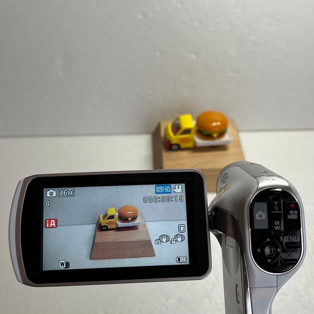 ☆極美品☆PanasonicデジタルムービーカメラHX-DC3(W)