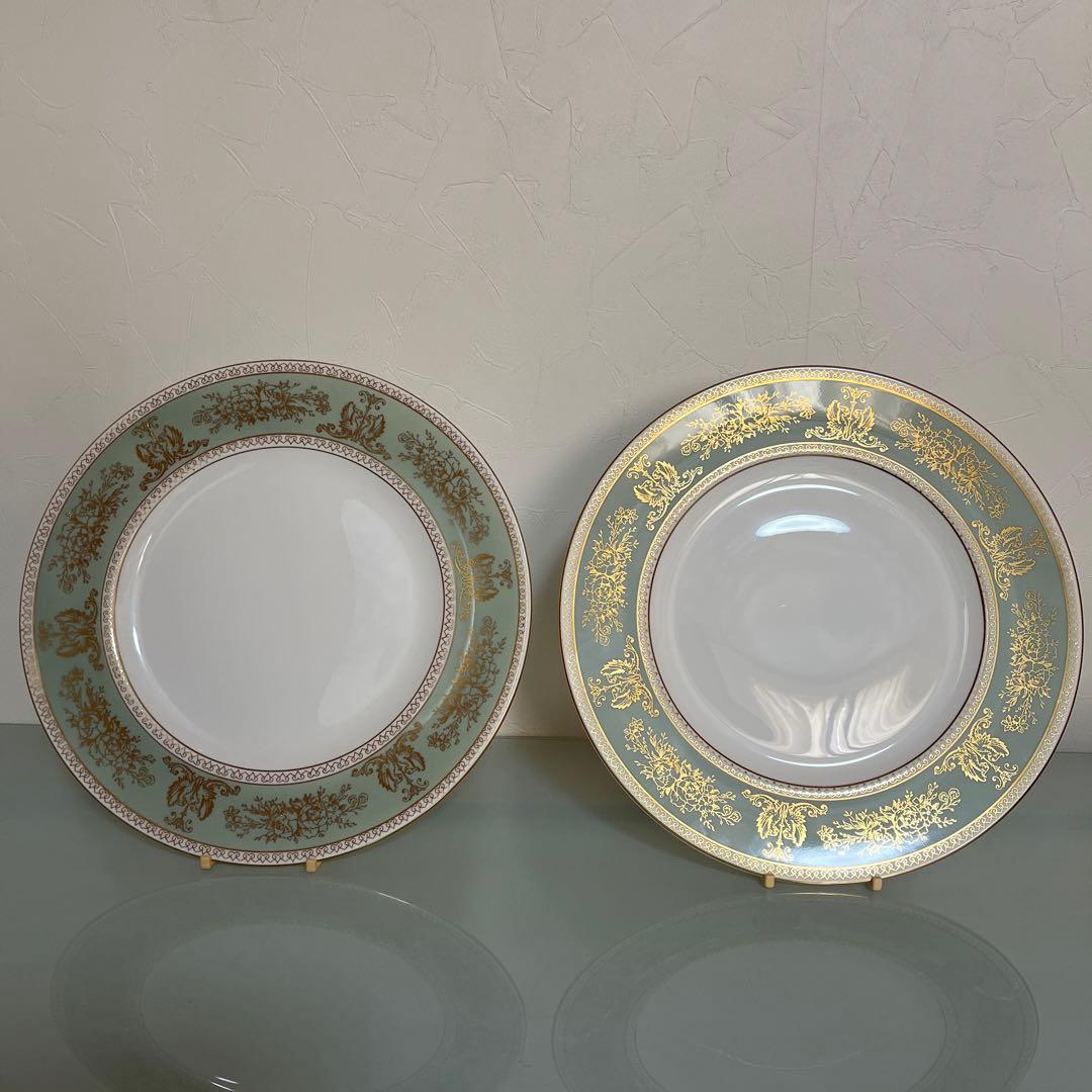 ✦ウェッジウッド ディナープレート 27.5cmセージグリーン2枚  黒壺
