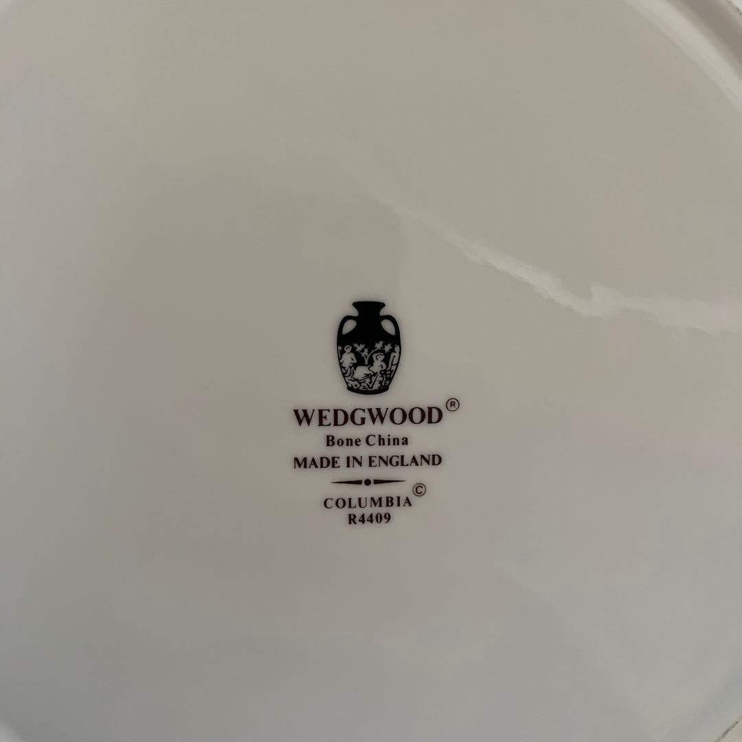 ✦ウェッジウッド ディナープレート 27.5cmセージグリーン2枚  黒壺