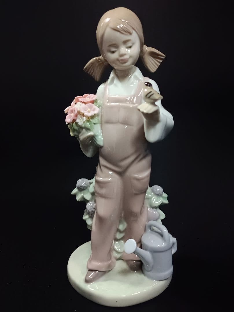 リヤドロ 5217 小鳥と話す少女 LLADRO フィギュリン スペイン製