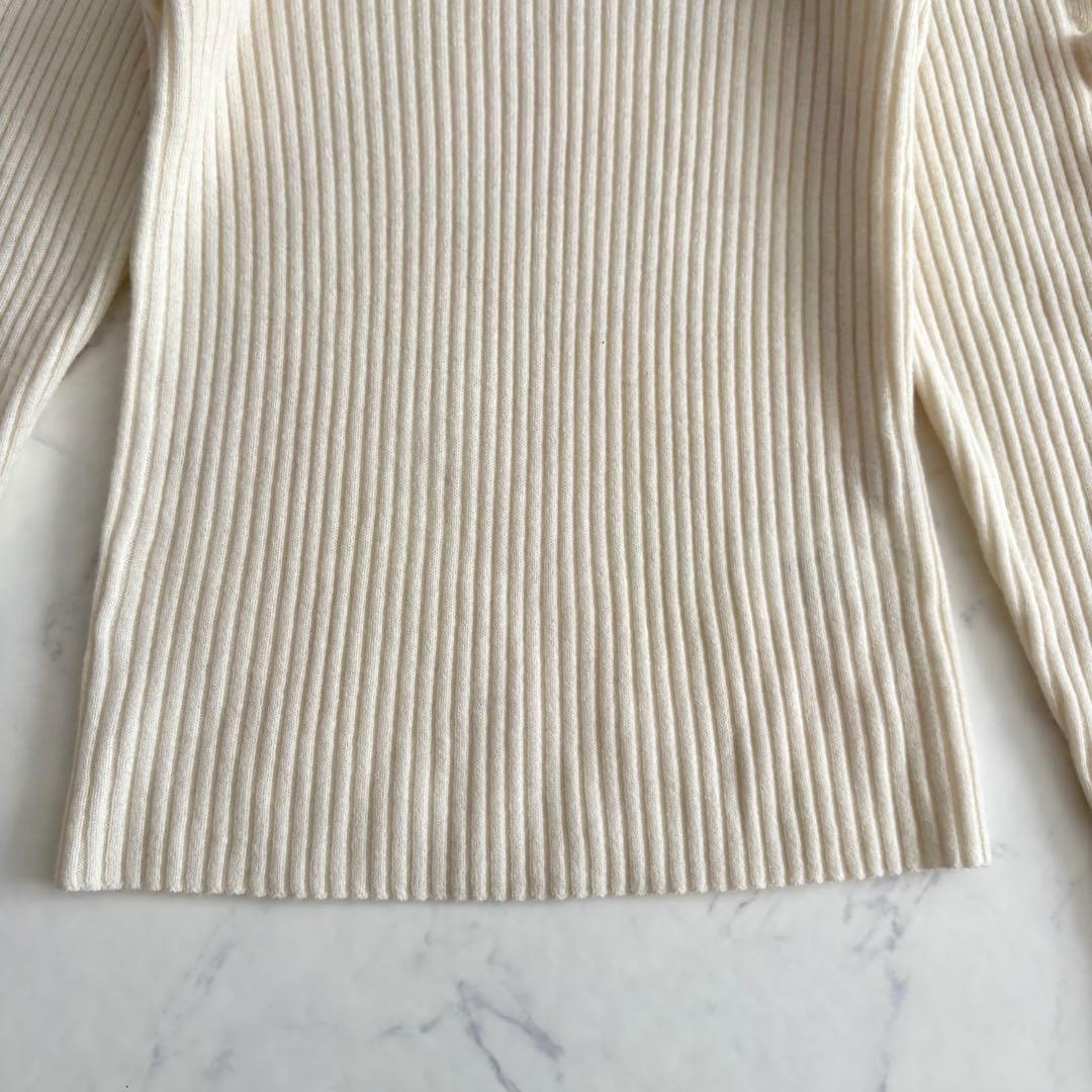 Cygne シーニュ 袖フリルタートルニット lily ホワイト