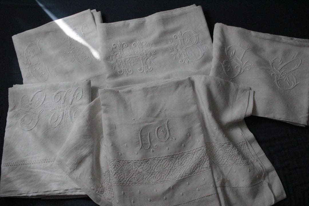 konorinoko様フランスアンティークイニシャルシーツ/モノグラムカバー