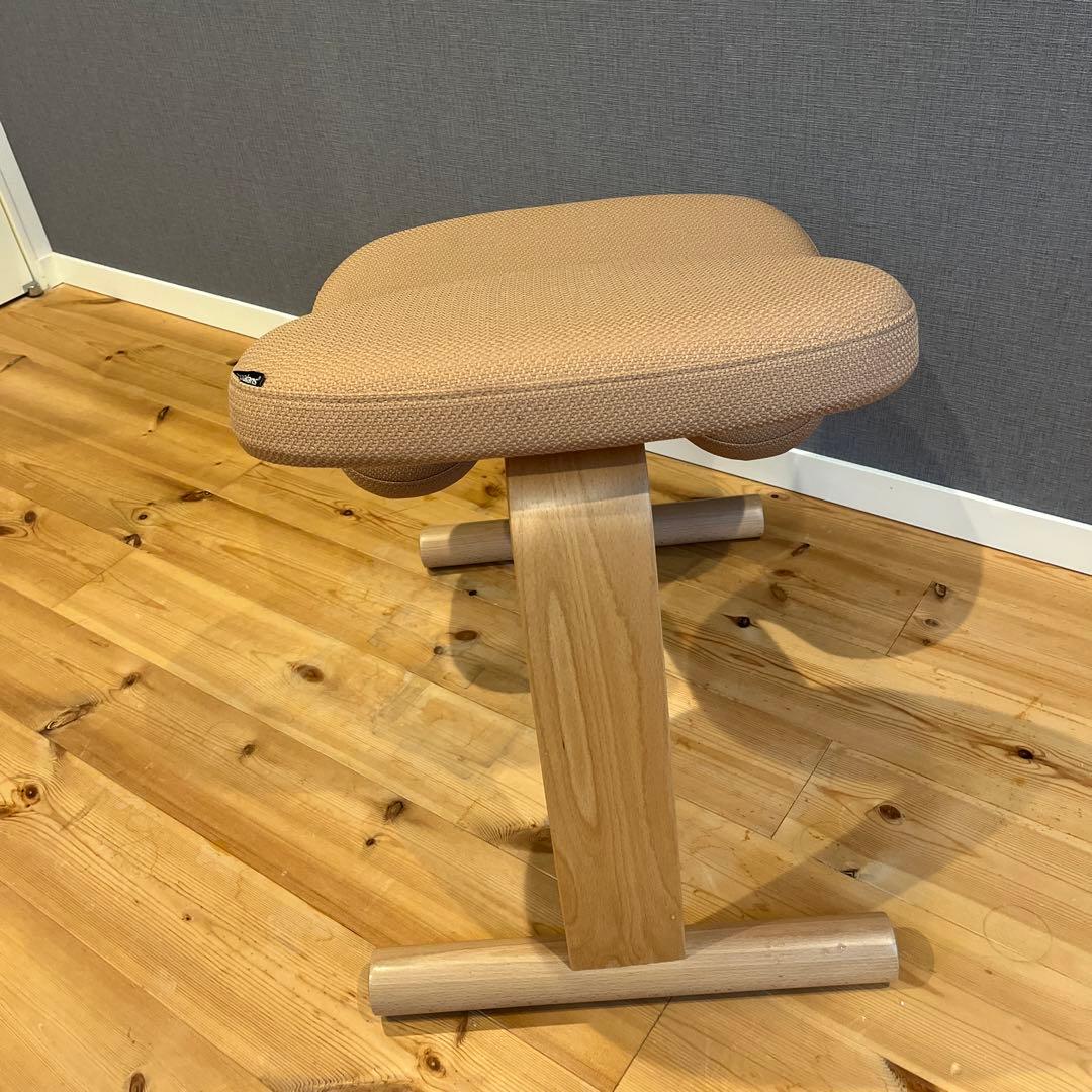 リボ社 バランスチェア イージー :ベージュ（座椅子スペアーカバー付き）