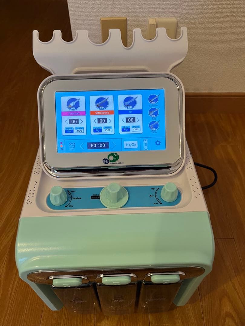 ほぼ新品！ハイドラフェイシャル