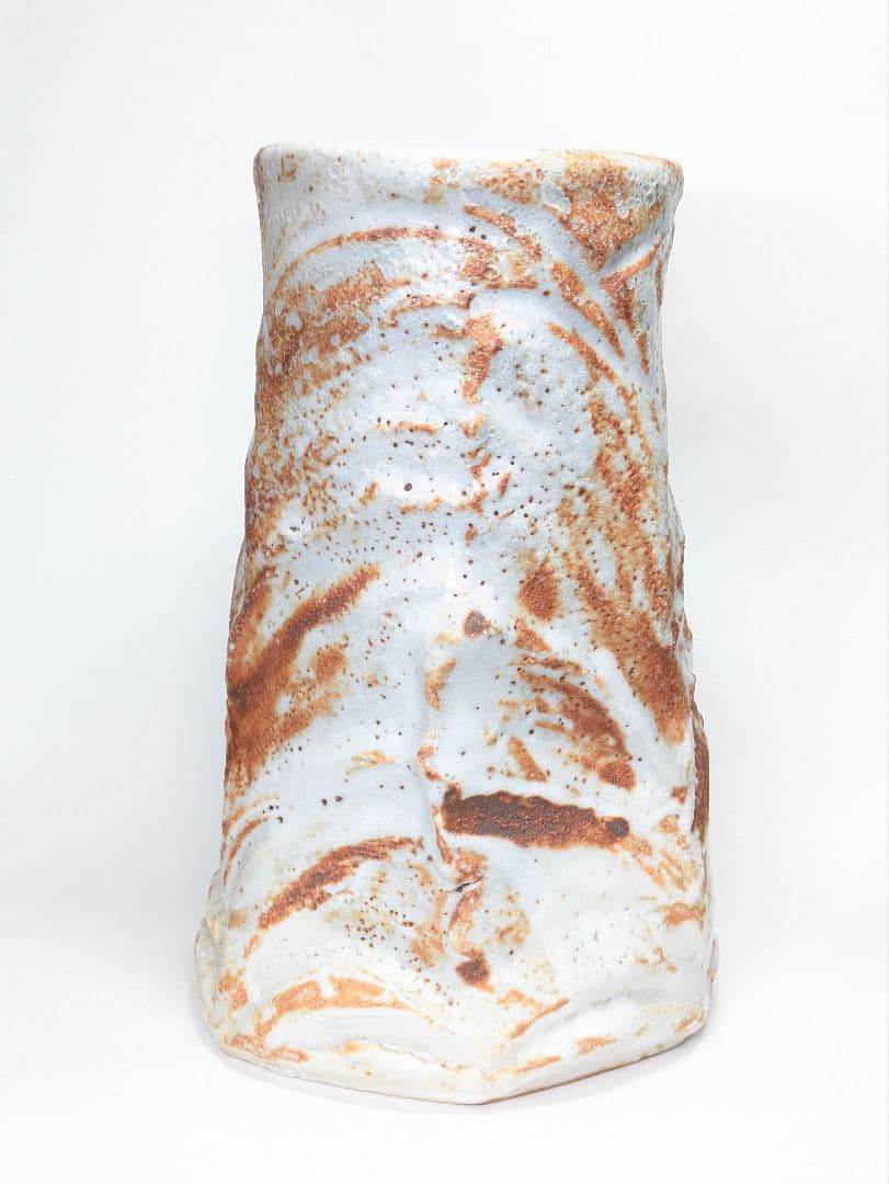 加藤豊久(土代久) 作 志野 花入 高さ約26.5cm