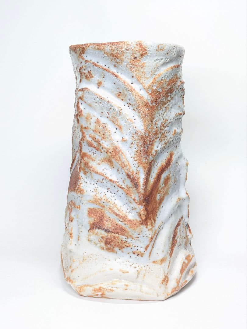 加藤豊久(土代久) 作 志野 花入 高さ約26.5cm