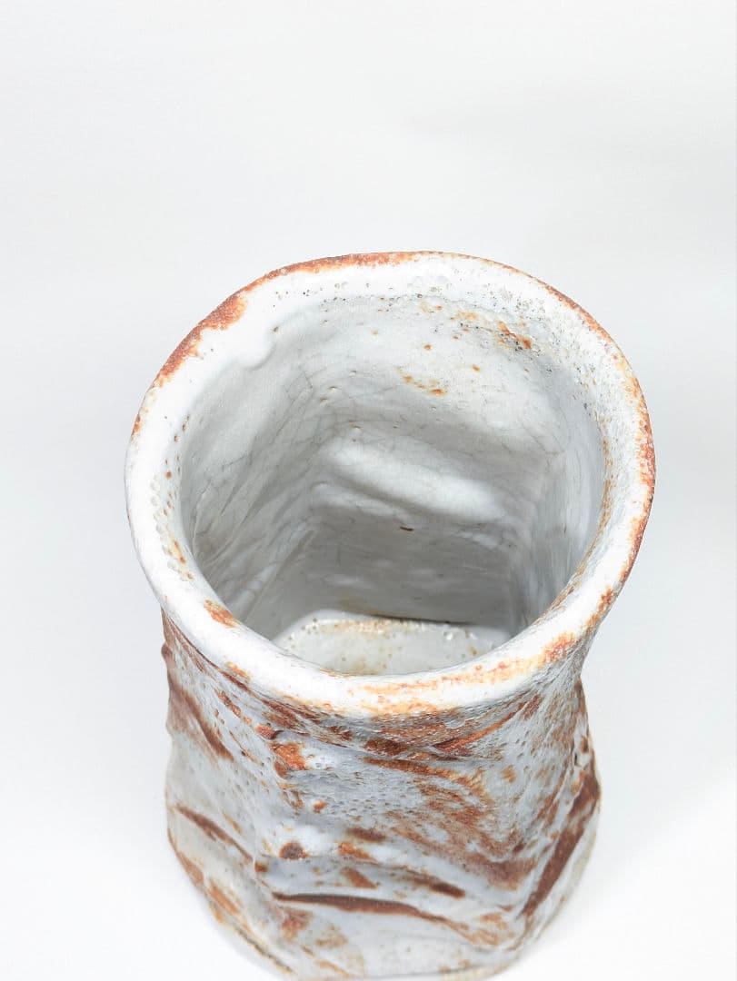 加藤豊久(土代久) 作 志野 花入 高さ約26.5cm