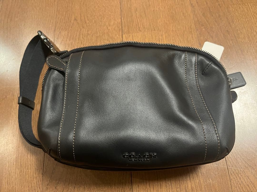 コーチ メンズ ボディバッグ