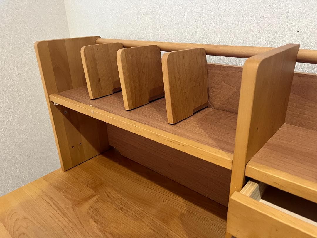 ITOKI 学習机 & 椅子