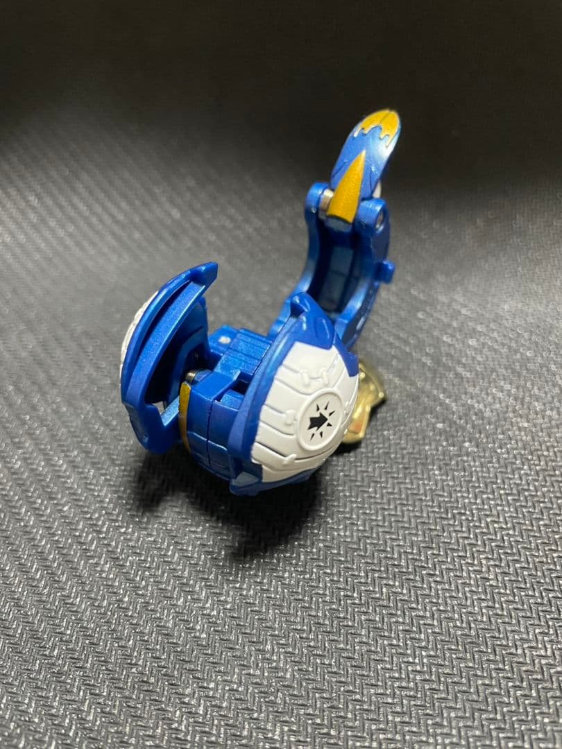 爆丸　爆丸アーマーズ　Hカイオウ　ハドウカイオウ