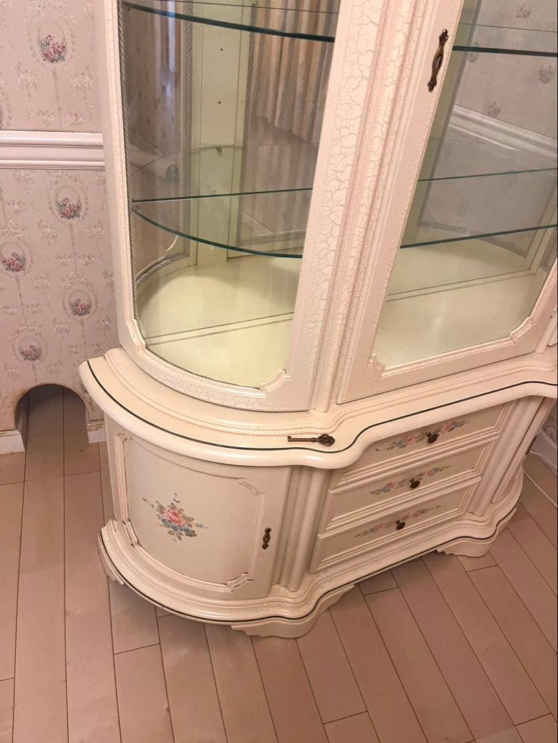 シリック調　キャビネット　イタリア製家具　ロココ調　クラクレ　白家具　希少