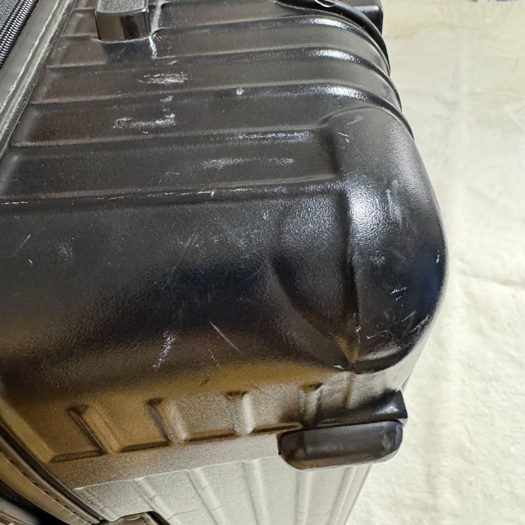 人気RIMOWA SALSA TROLLY 82 ブラック　TASロック2輪