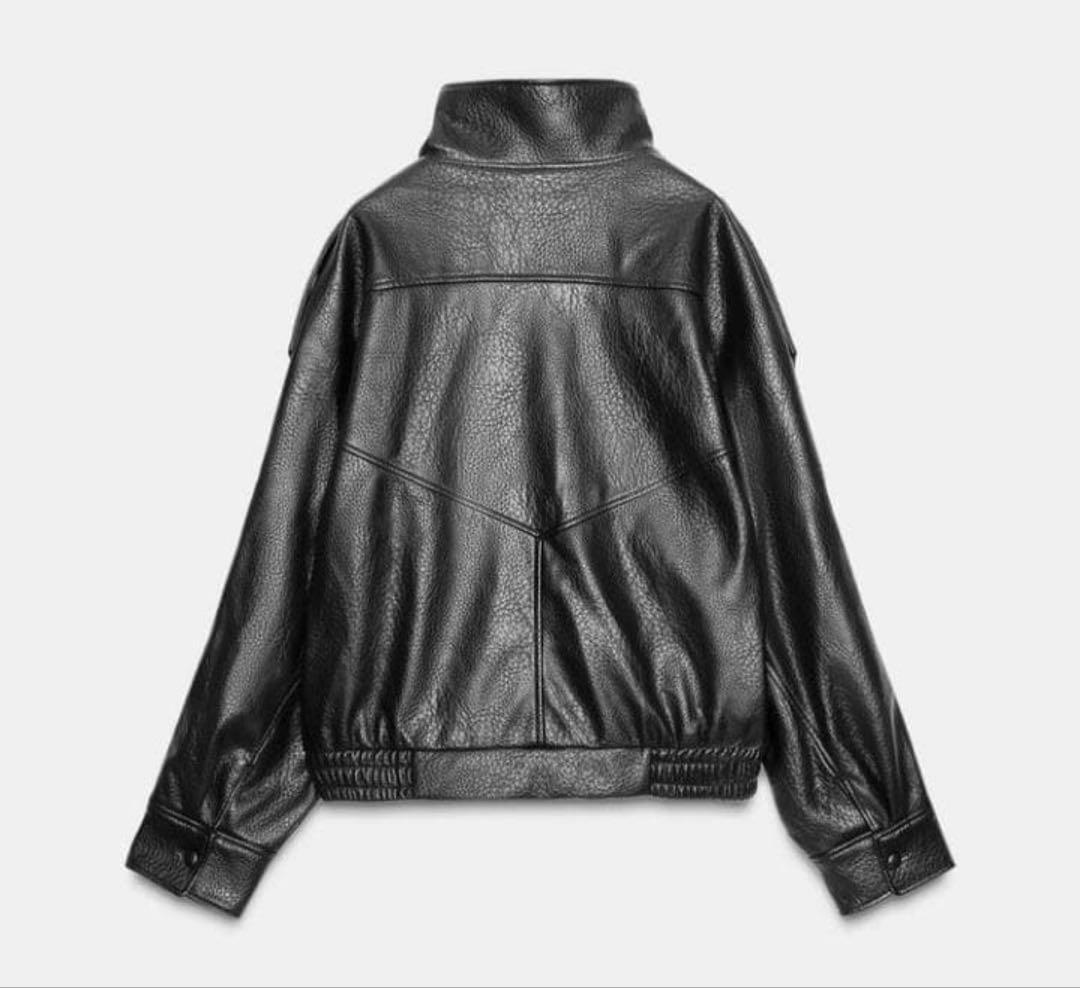 【人気完売商品】ZARA フェイクレザージャケット　Mサイズ