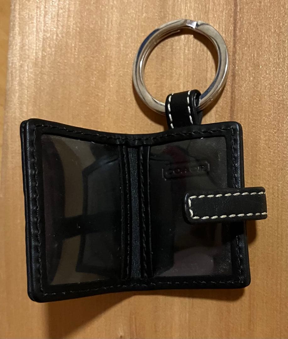 【未使用】COACH コーチ　キーホルダー　バッグチャーム　写真入れ　Cロゴ