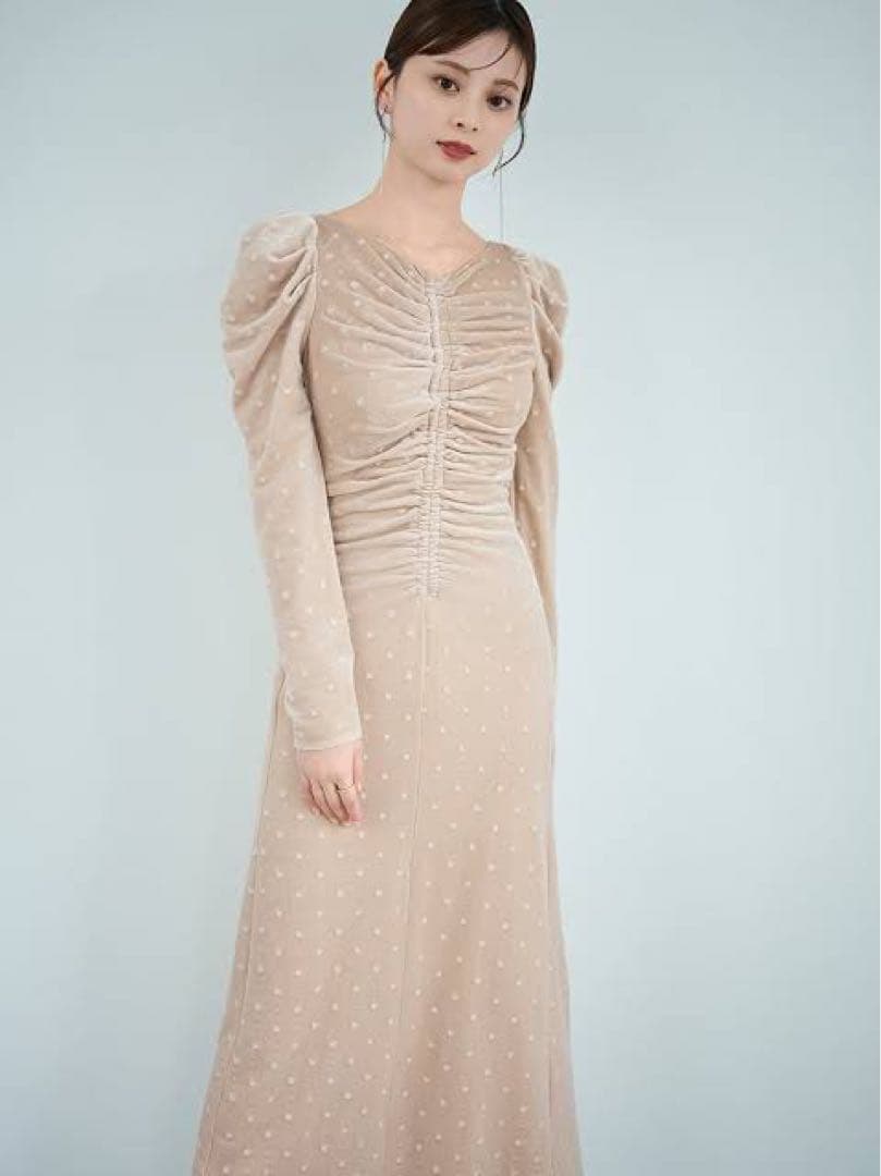 【さとみ】snidel スナイデル ベロア刺繍ワンピース サイズ1