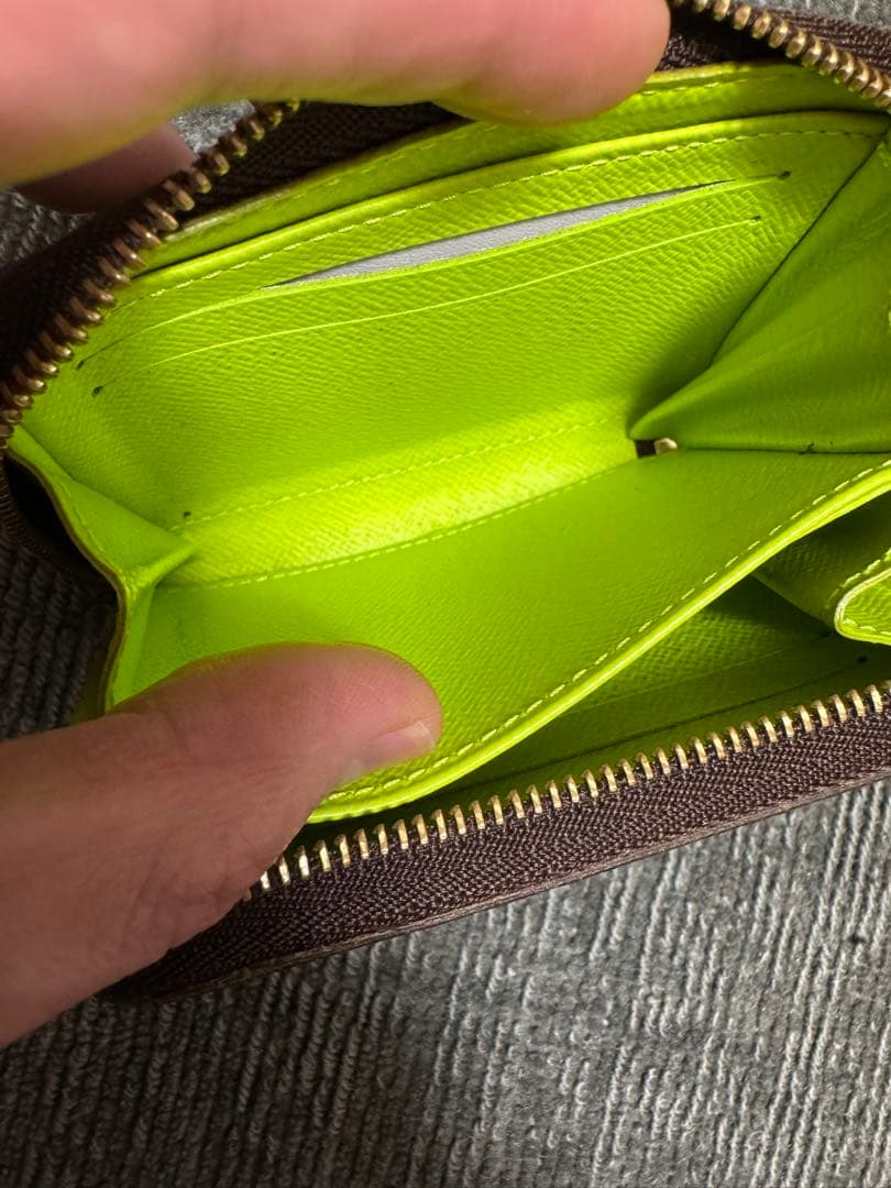 Louis Vuitton ケース グラフィティ