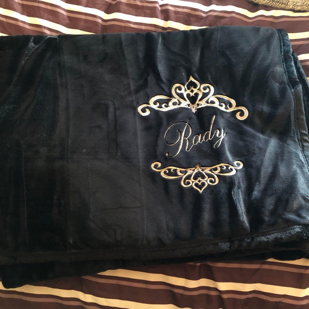 Rady 黒 ブランケット シングル毛布　箱付き