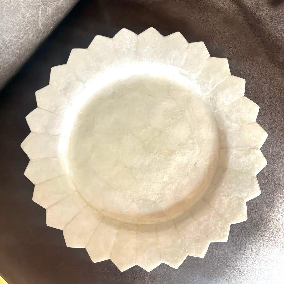 Anthropologie貝の素材の花びら型 バースデープレート 直径約32cm
