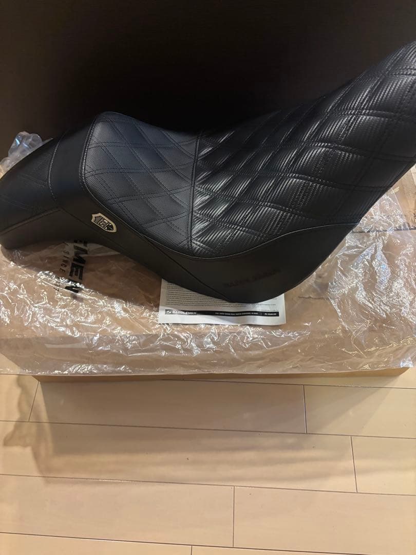 Saddlemen Proシリーズ SDC パフォーマンスグリッパーシート