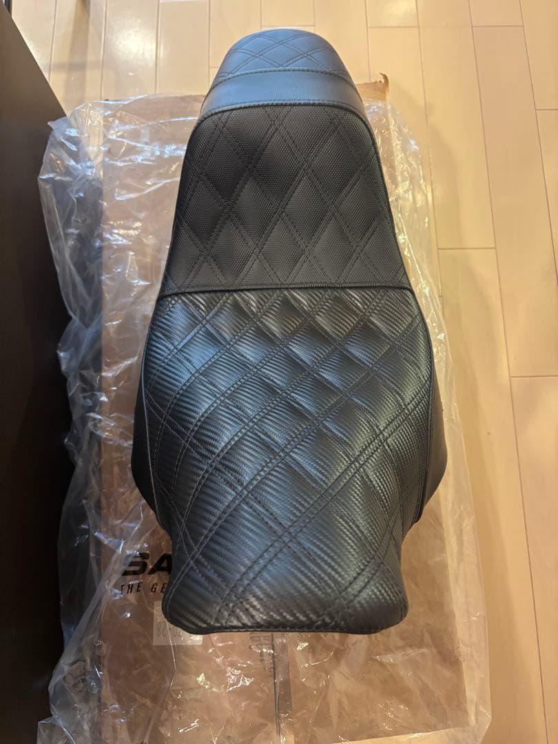 Saddlemen Proシリーズ SDC パフォーマンスグリッパーシート