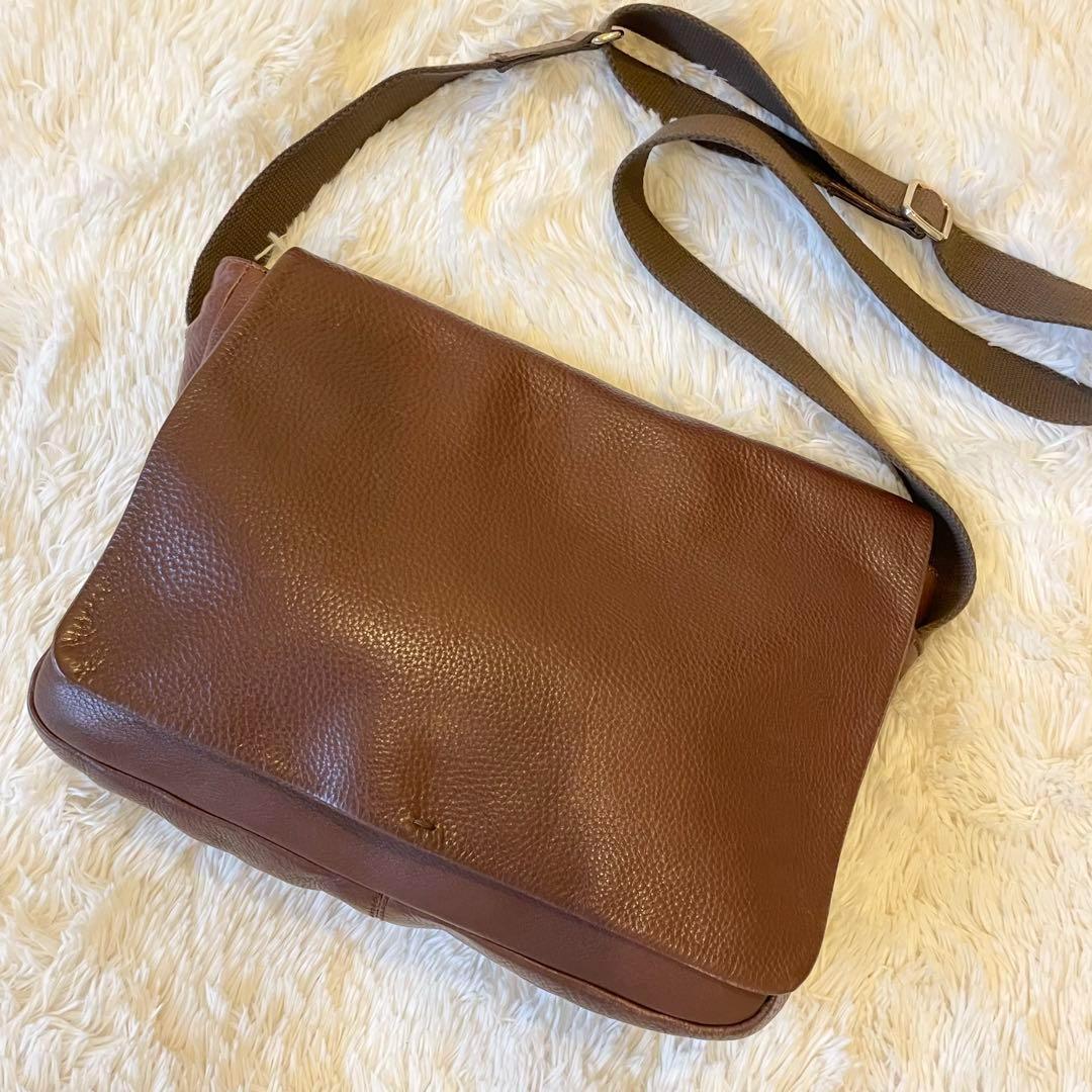 良品★HIROFU ショルダーバッグ メッセンジャーバッグ A4可 ブラウン