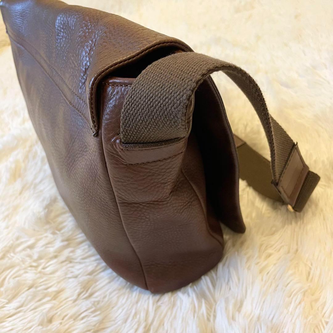 良品★HIROFU ショルダーバッグ メッセンジャーバッグ A4可 ブラウン